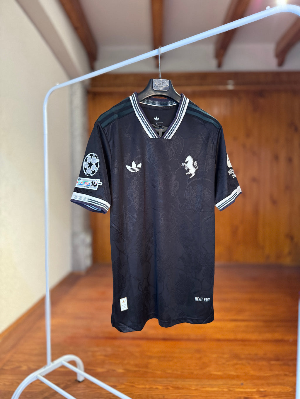Camiseta Juventus Alternativa Negra x Adidas Originals - Yildiz #10