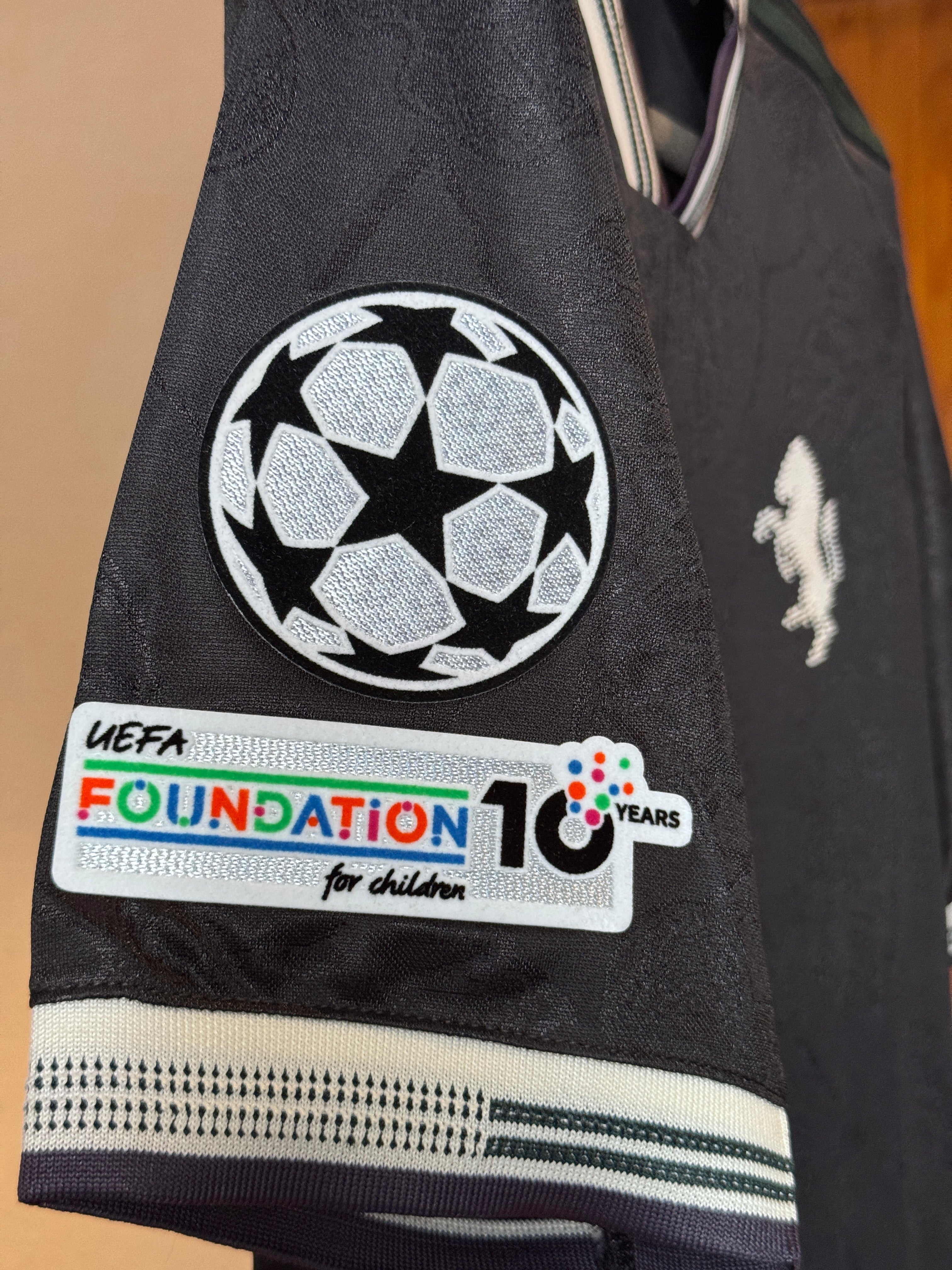 Camiseta Juventus Alternativa Negra x Adidas Originals - Yildiz #10
