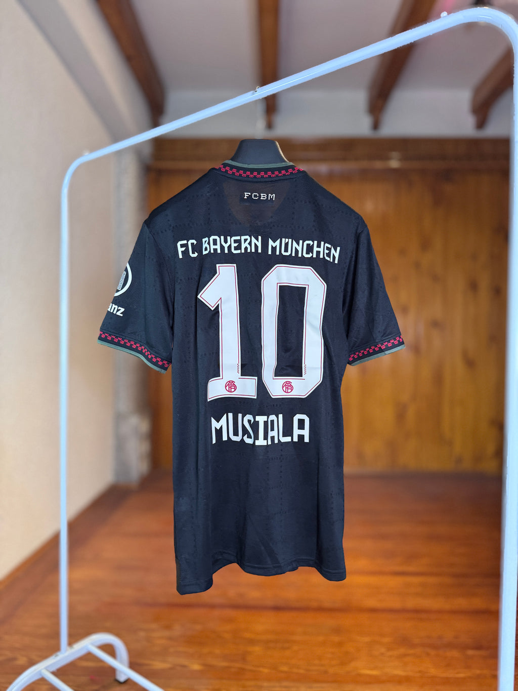 Camiseta Bayern Múnich Negra x Adidas Originals - Musiala #10 Bundesliga