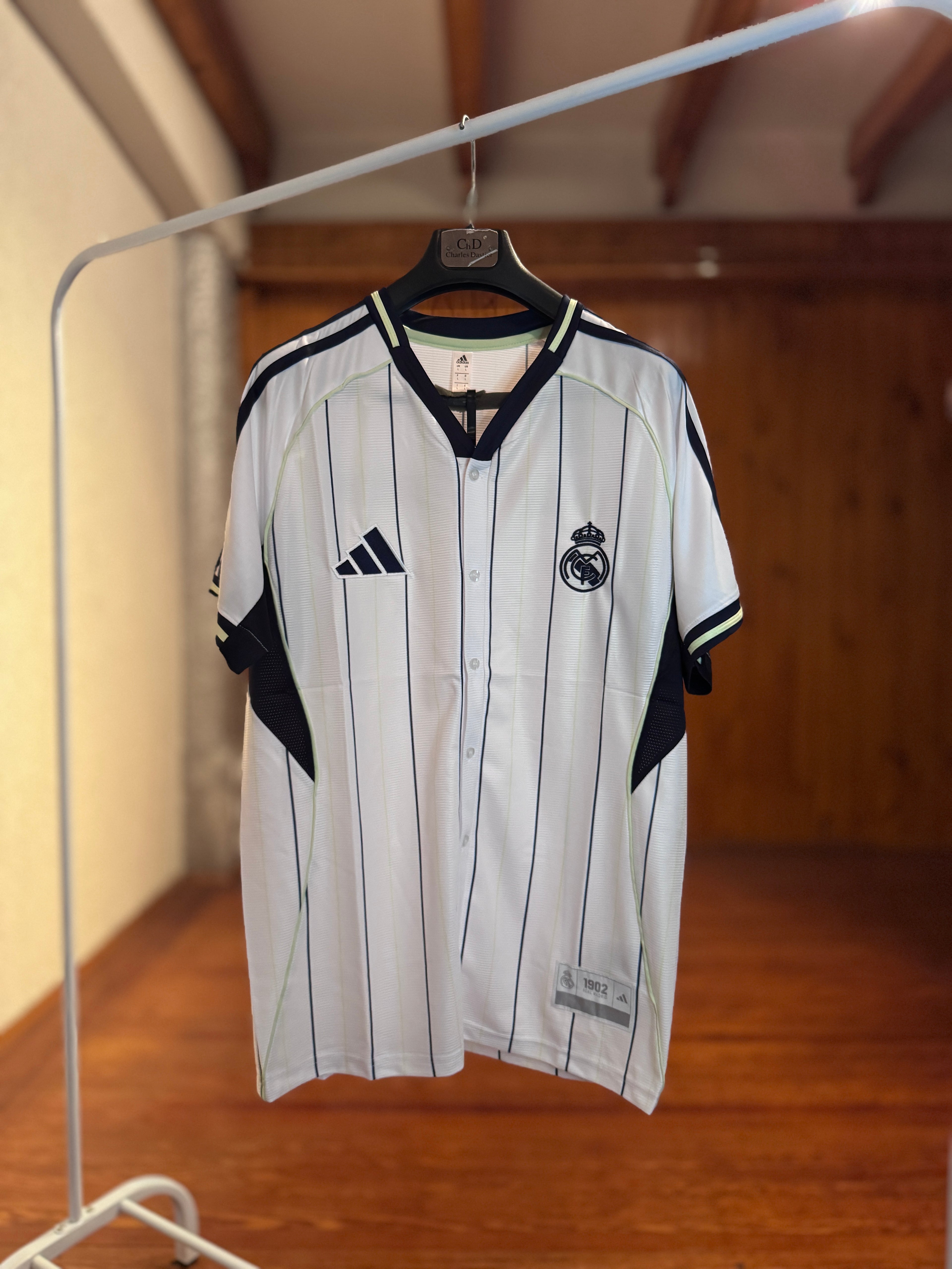 Camiseta Real Madrid Béisbol Pre Match x Adidas - Edición 1902