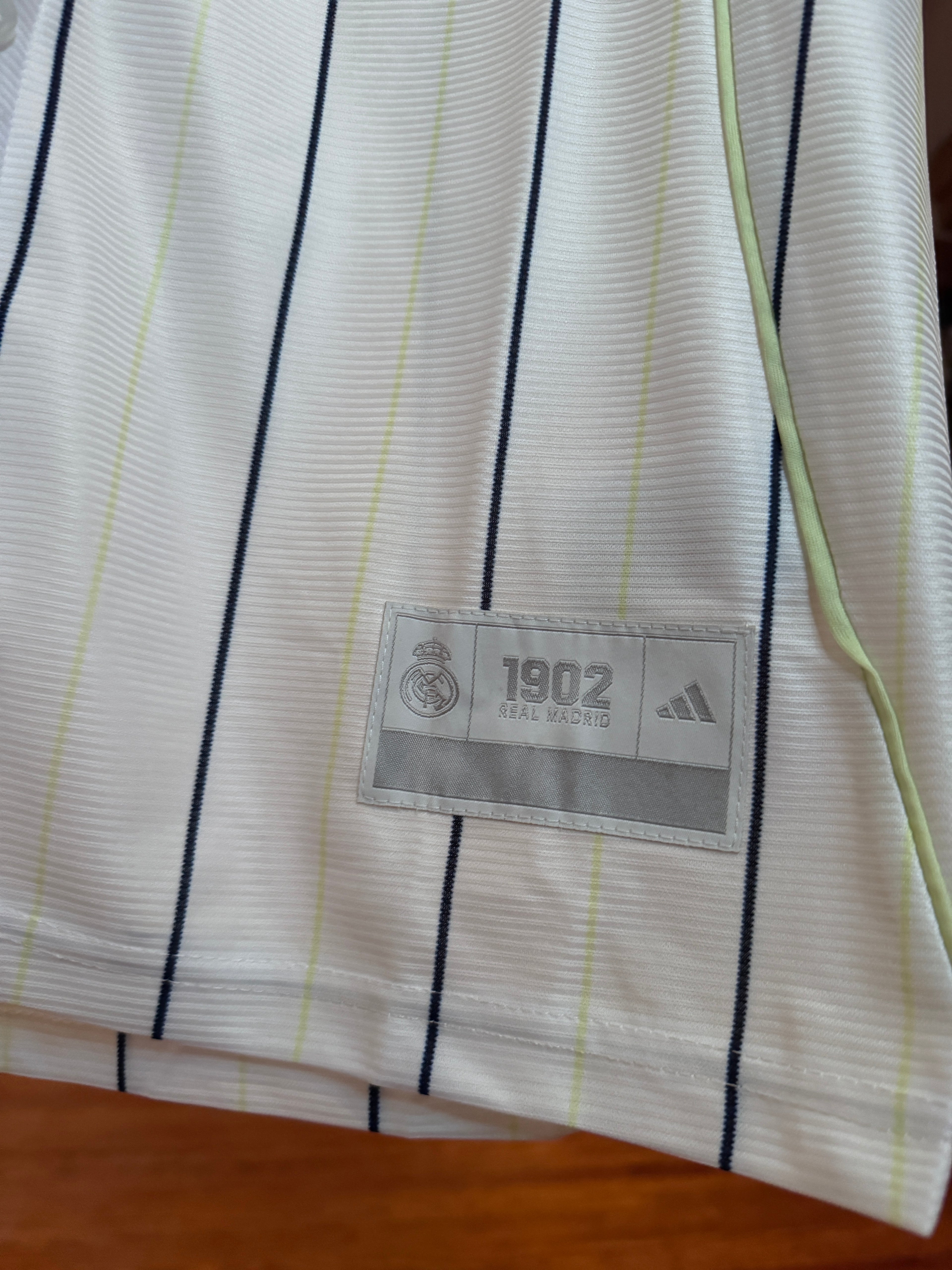 Camiseta Real Madrid Béisbol Pre Match x Adidas - Edición 1902