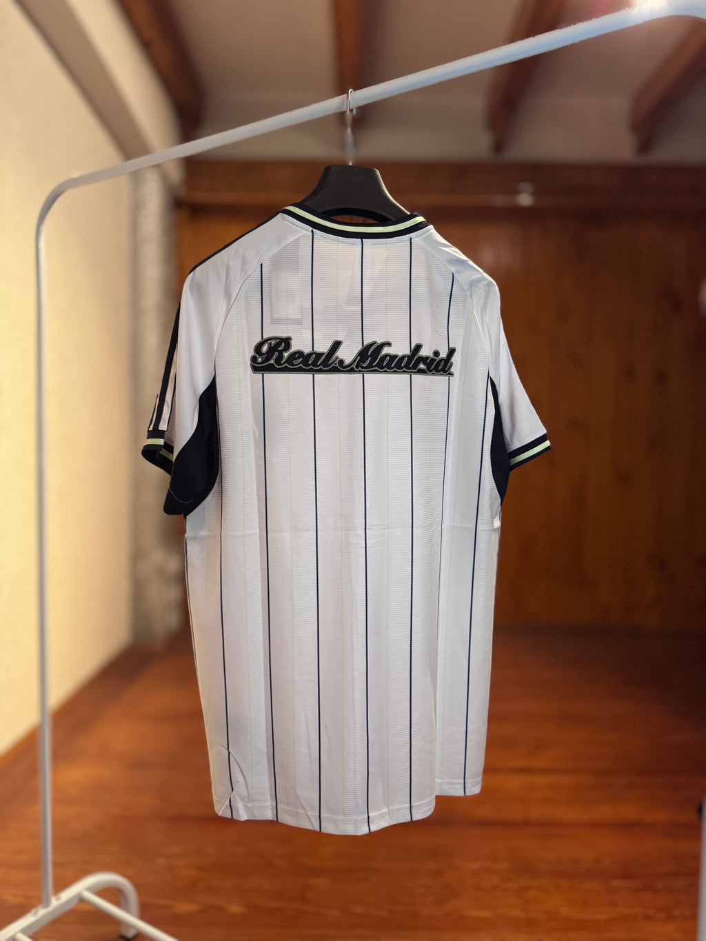 Camiseta Real Madrid Béisbol Pre Match x Adidas - Edición 1902