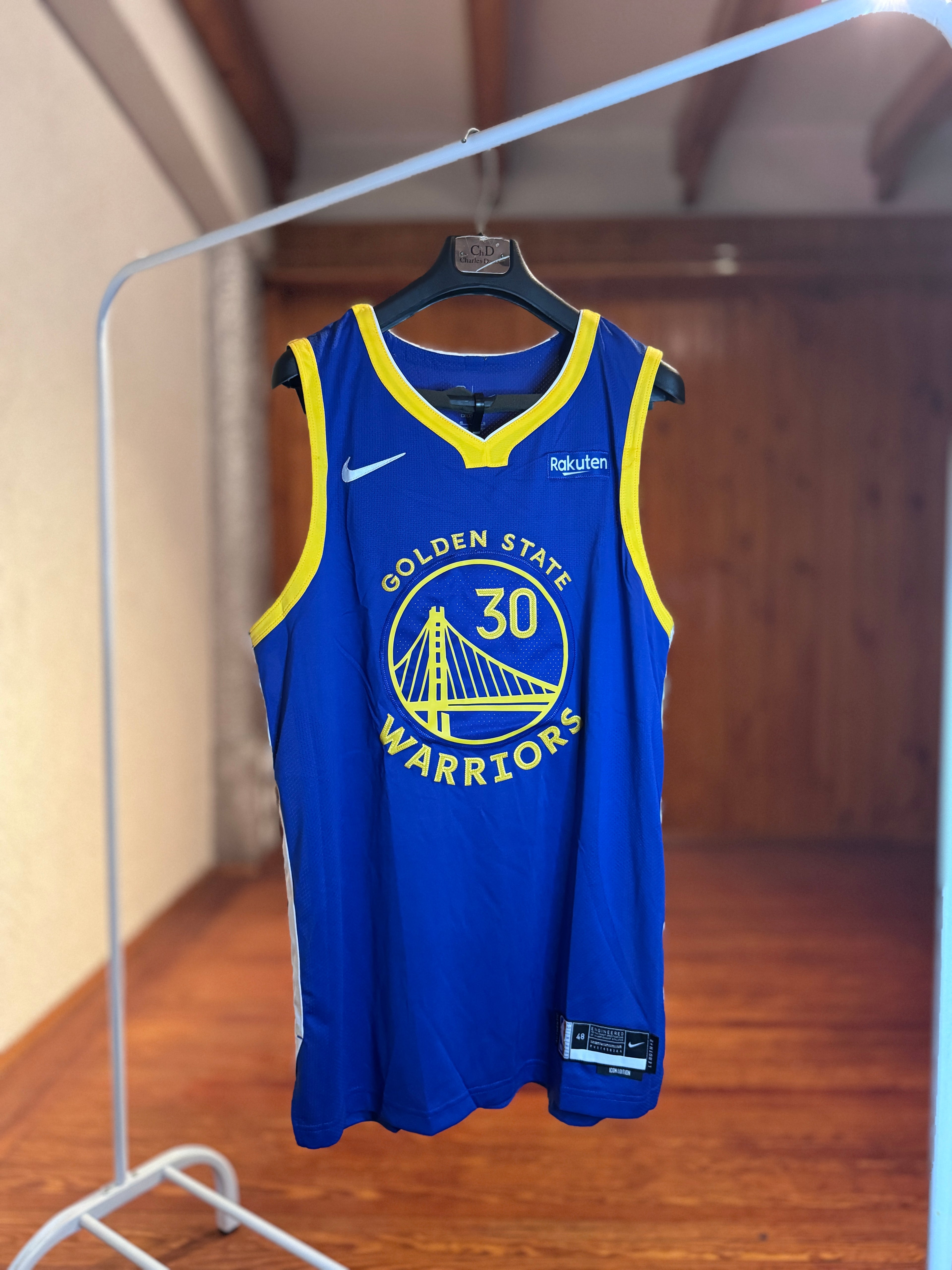 Camiseta NBA Golden State Warriors Curry #30 frente Icon Edition